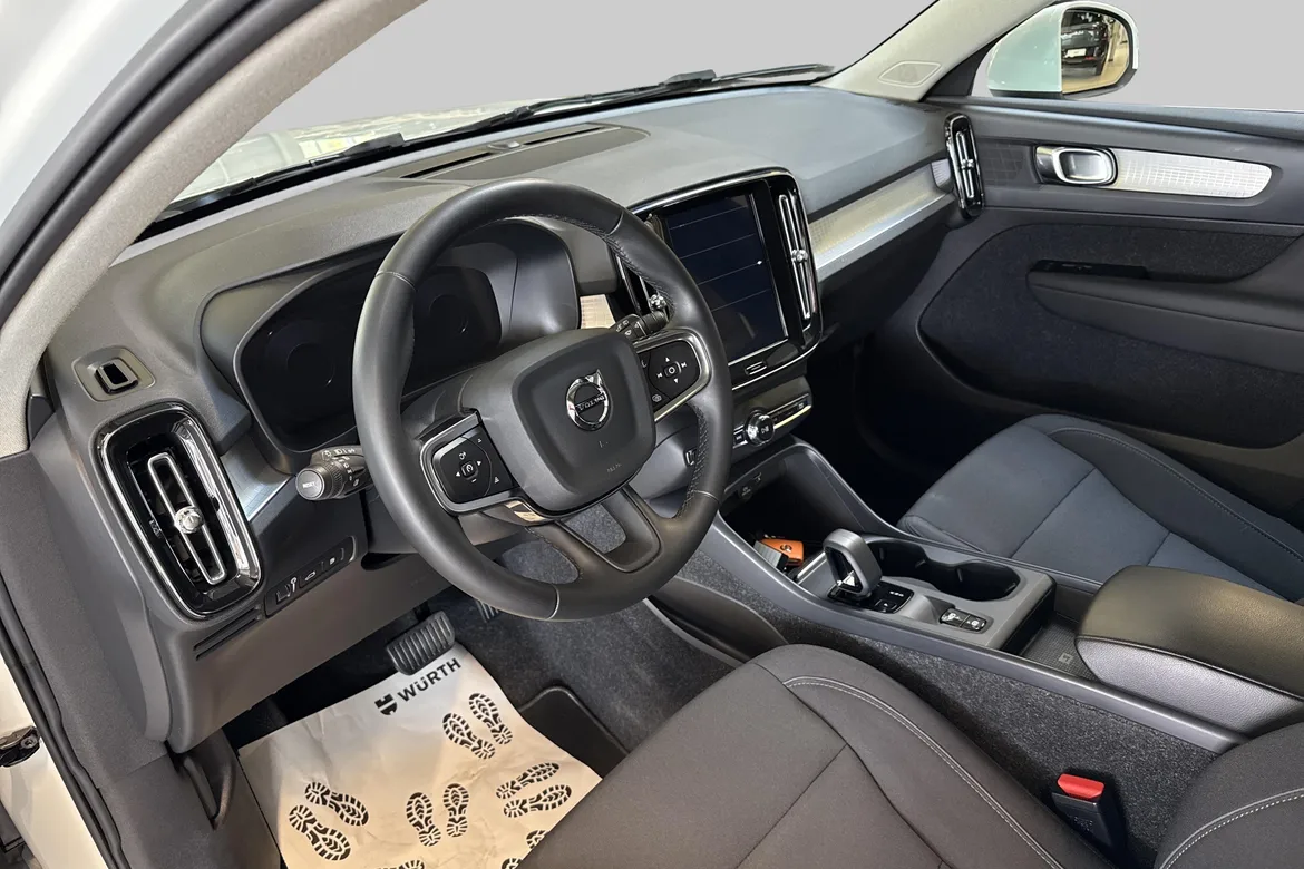 picture of a car