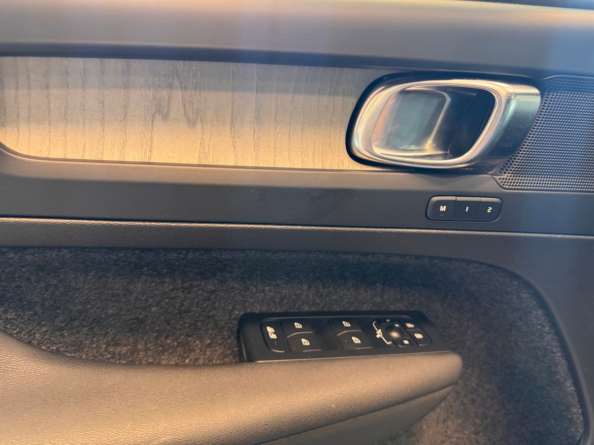 Volvo XC40 2024 - miniatyr 9