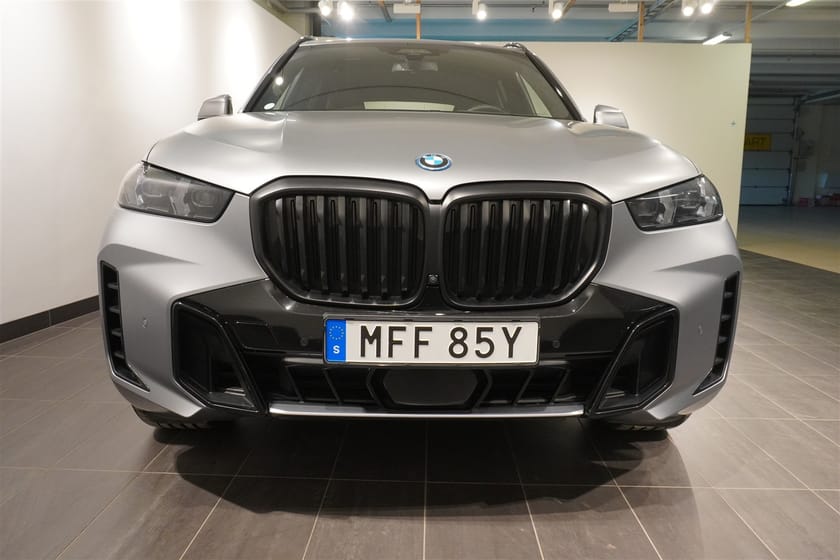 Bild 2 av BMW X5 xDrive50e M Sport Pro Innovation Drag Softclose DAP 22
