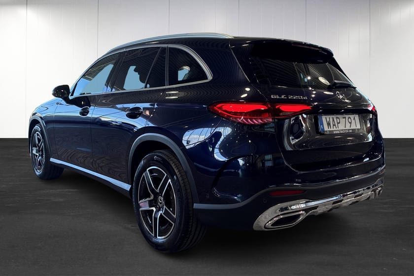 Bild 3 av Mercedes-Benz GLC 220 d 4MATIC | AMG Line | Värmare | Drag |