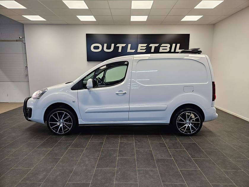 Bild 2 av Citroën Berlingo Van Increased Payload 1.6 BlueHDi 100hk Manuell Frontbåge Extraljus PDC D