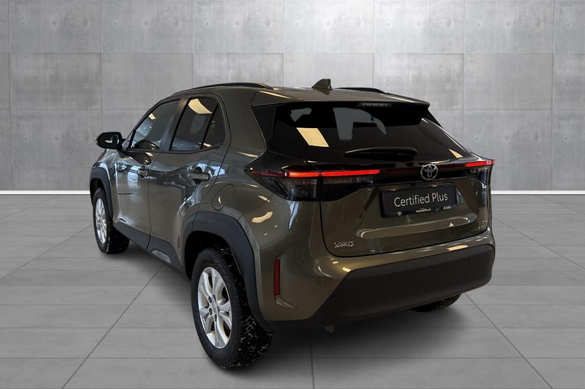 Bilde 3 av Toyota Yaris Cross Hybrid 115 AWD-i MEGET PEN/ACTIVE TECH/LAV KM