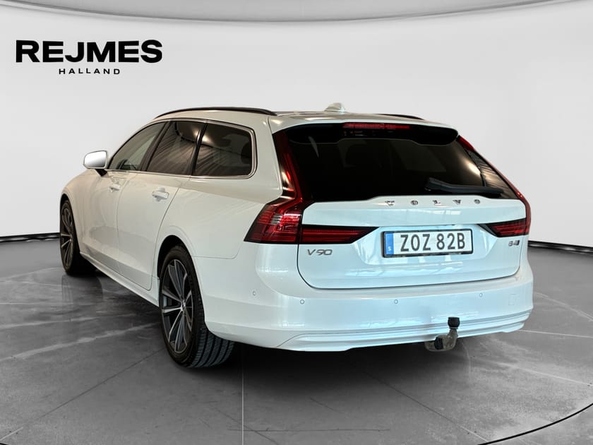 Bild 2 av Volvo V90 B4 AWD Diesel Momentum Advanced Edt
