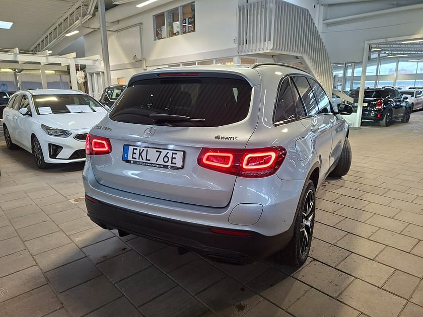 Bild 4 av Mercedes-Benz GLC 300 e 4MATIC 9G-Tronic AMG Plus Sport