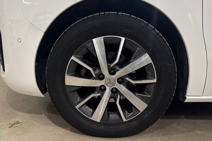 Bild 5 av Toyota Proace Electric 75 kWh / Moms / Navi / B-Kamera / Keyless