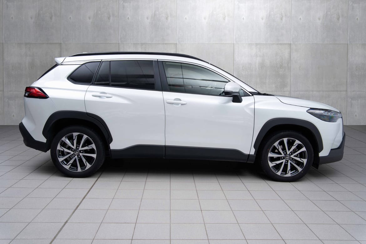 Toyota Corolla Cross Hybrid AWD-i e-CVT, 197hp, 2024