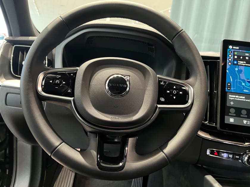 Bild 5 av Volvo XC60 T6 Plus Black Nordic Edition Lagerbil Redo För Omg Leverans