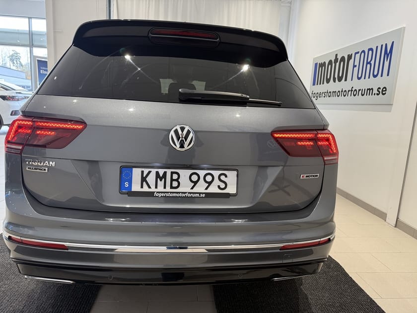 Bild 4 av Volkswagen Tiguan Allspace 5-sätes TDI 190hk 4M  R-Line Drag/Värmare