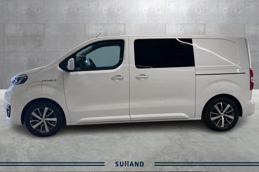 Bilde 2 av Toyota Proace Electric 75kWt, Comfort L1 Medium - Lazer Lys, Innredning