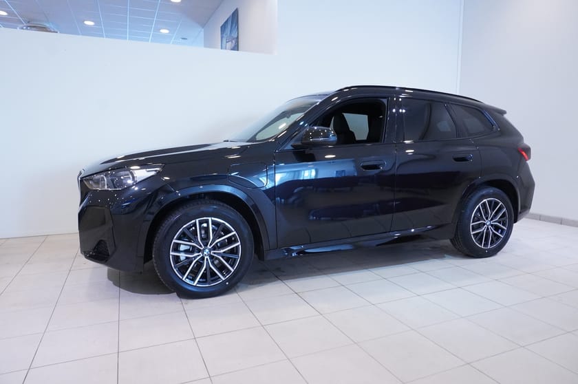 Bild 3 av BMW X1 xDrive25e M Sport Active Ed Drag DA Premium Pkt