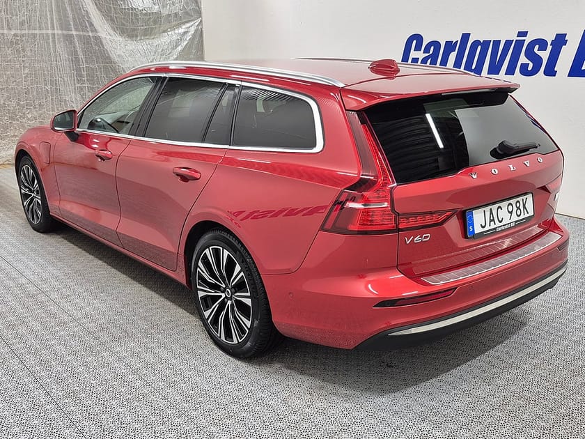 Bild 5 av Volvo V60 T6 Recharge Core Bright plug in AWD 350HK 4x4 Läder