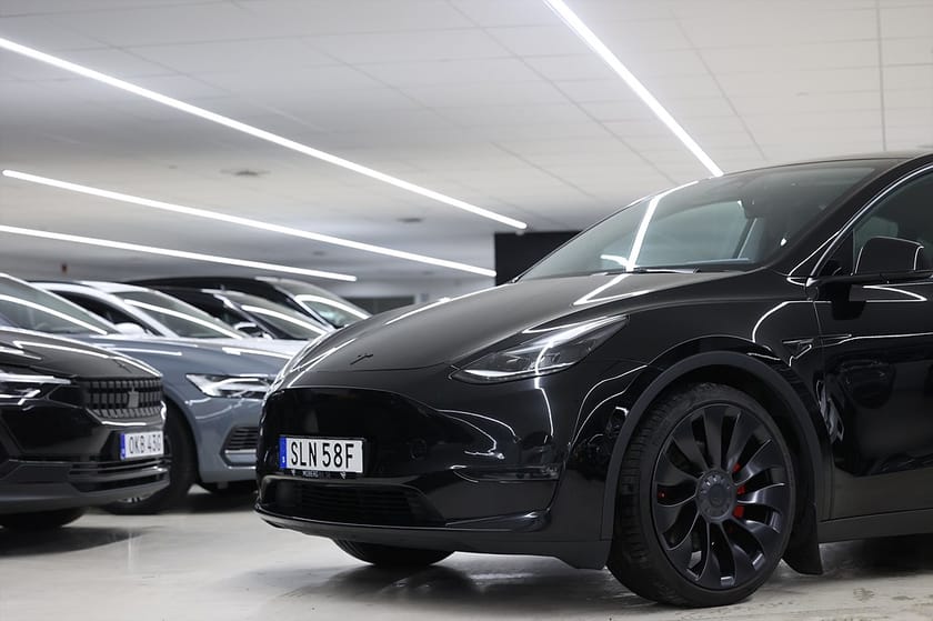 Bild 4 av Tesla Model Y Performance Dual Motor AWD 534hk Drag AP Pano