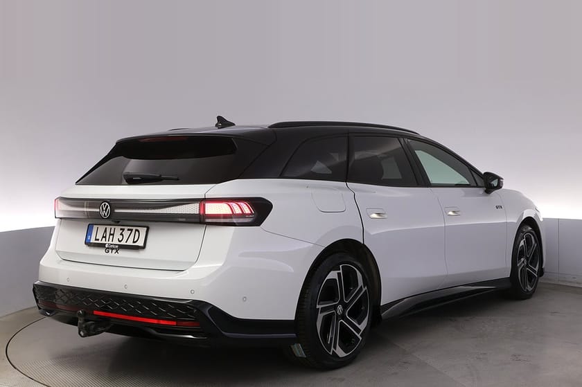 Bild 5 av Volkswagen ID.7 GTX Tourer Plus Drag HUD BLIS H/K 360 V-hjul