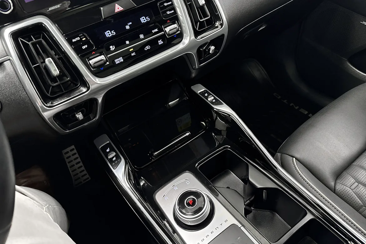 picture of a car