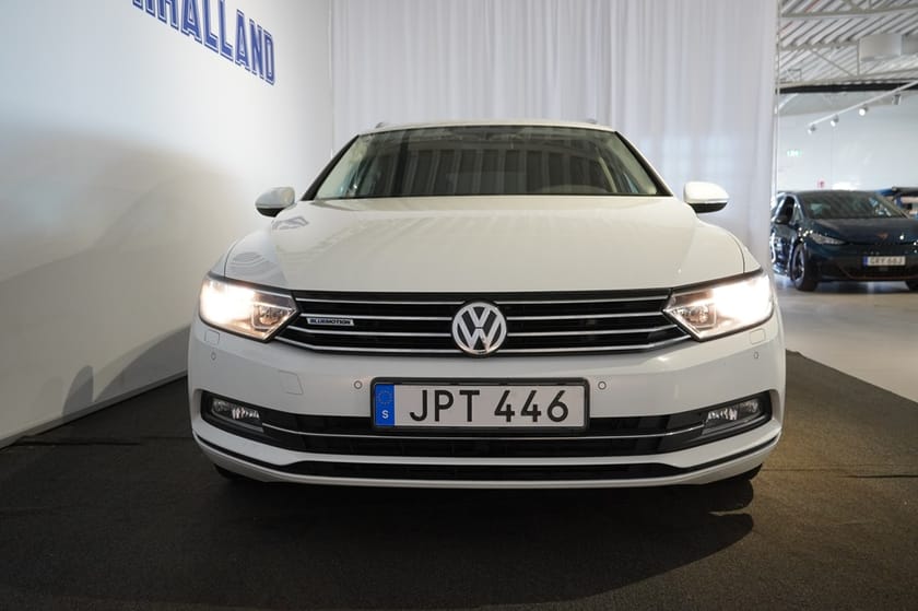 Bild 3 av Volkswagen Passat Sportscombi 2.0 TDI  Kamera/Navi/Värmare/Elstol/ErgoComfort/AC