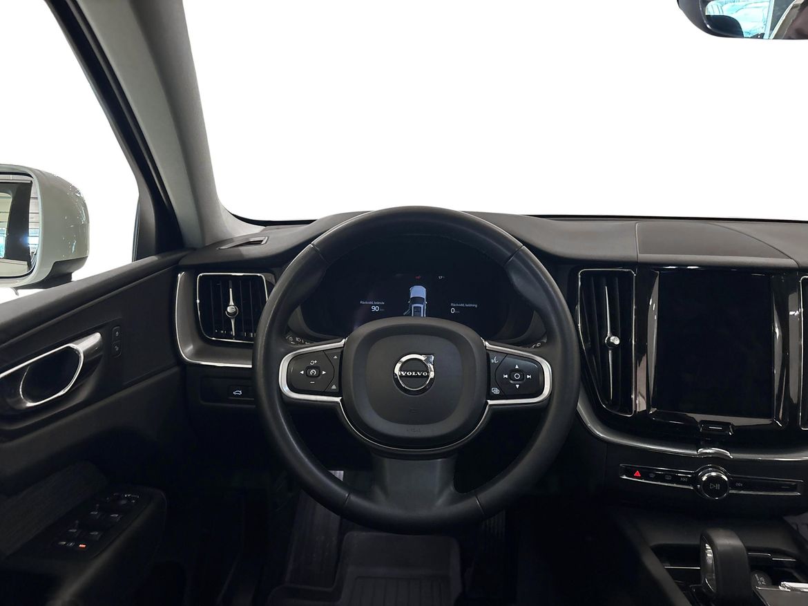 Volvo XC60 2023 - miniatyr 9