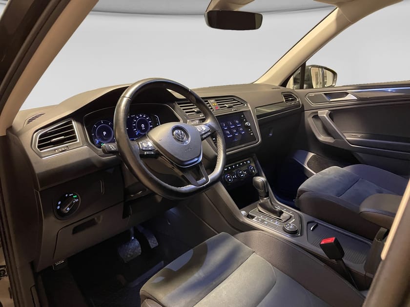 Bild 4 av Volkswagen Tiguan Allspace 5-sätes TDI 4-M Dsg /R-line blacki / Drag / Dynaudio / Vär