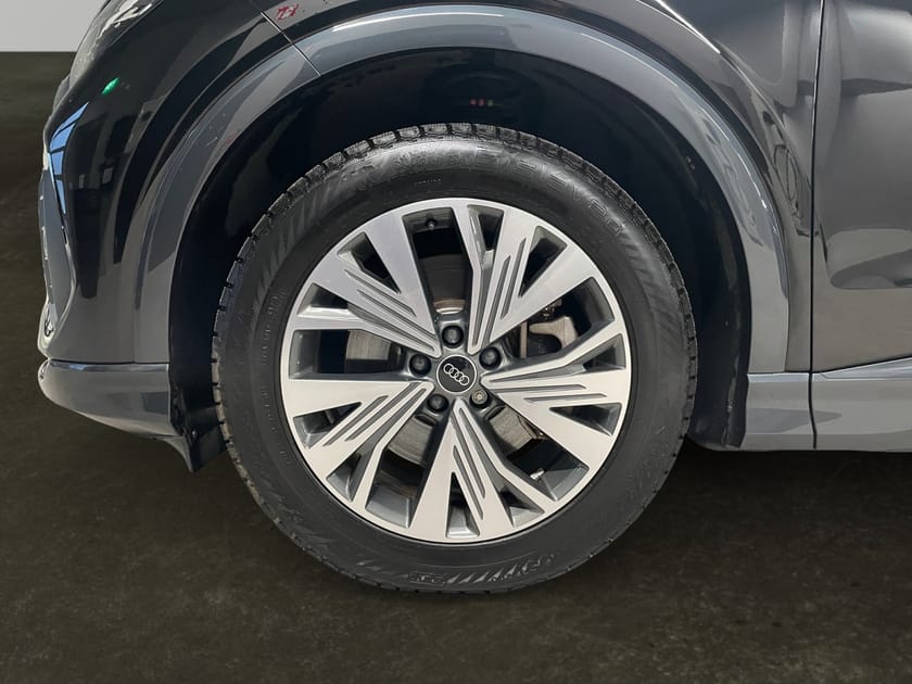 Bild 4 av Audi Q4 55 e-tron quattro 340 HK