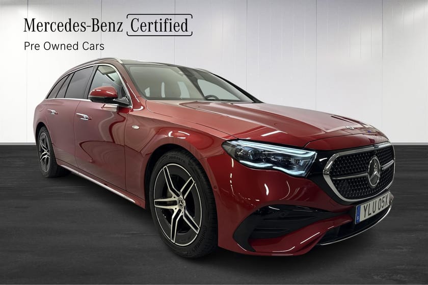 Bild 3 av Mercedes-Benz E 300 d e 4MATIC T AMG PREMIUM/ PANO/ BURM/SUPER