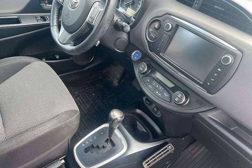 Bild 5 av Toyota Yaris Hybrid e-CVT Active Aut