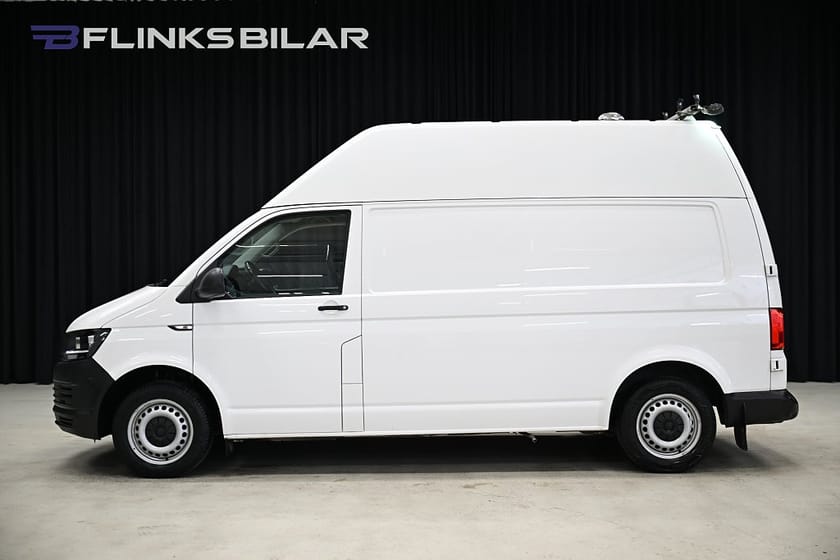 Bild 2 av Volkswagen Transporter 150HK L2 Högtak|Servicebil|Inredd|Kambytt|EnÄgare|SeUtr