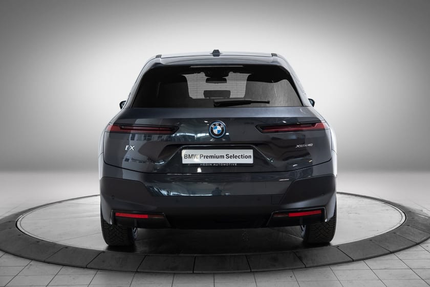 Bilde 4 av BMW iX xDrive40 Charged Plus