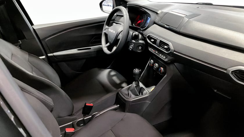 Bild 3 av Dacia Sandero ESSENTIAL TCE 90 4X2 MAN