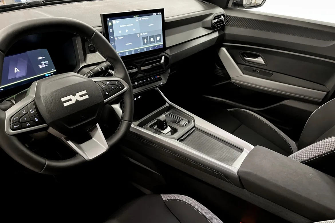 Dacia Bigster Hybrid 155