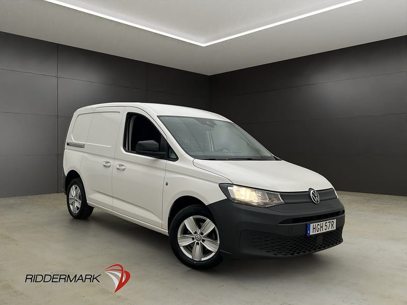 Bild 1 av Volkswagen Caddy Cargo 2.0TDI Värmare B-Kamera CARPLAY Moms