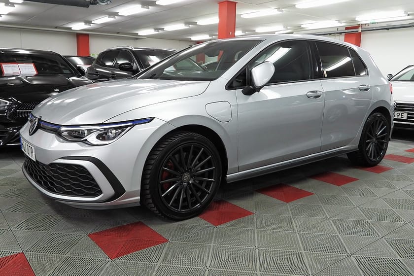 Bild 2 av Volkswagen Golf GTE 1.4 TSI Plug-in Hybrid ACT Cockpit Värmare Ränta fr 1.95%