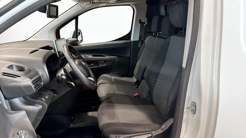 Bild 5 av Toyota ProAce City Fjärr.värme/GPS/Drag/SoV-hjul