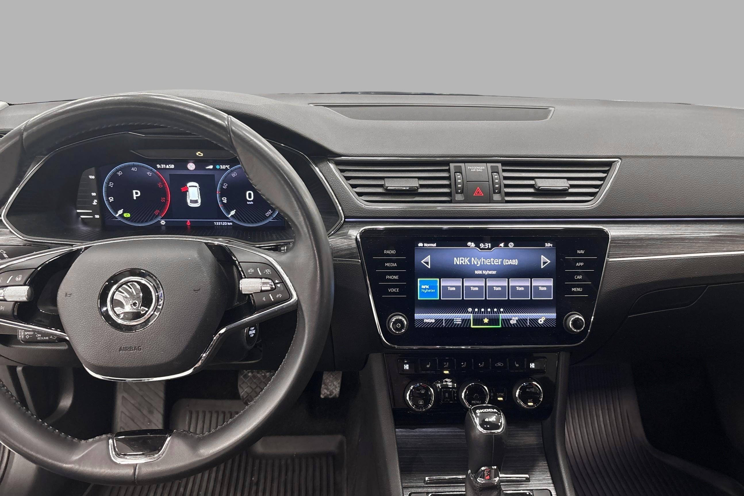 Thumnail bilde 1 av Škoda Superb Stasjonsvogn