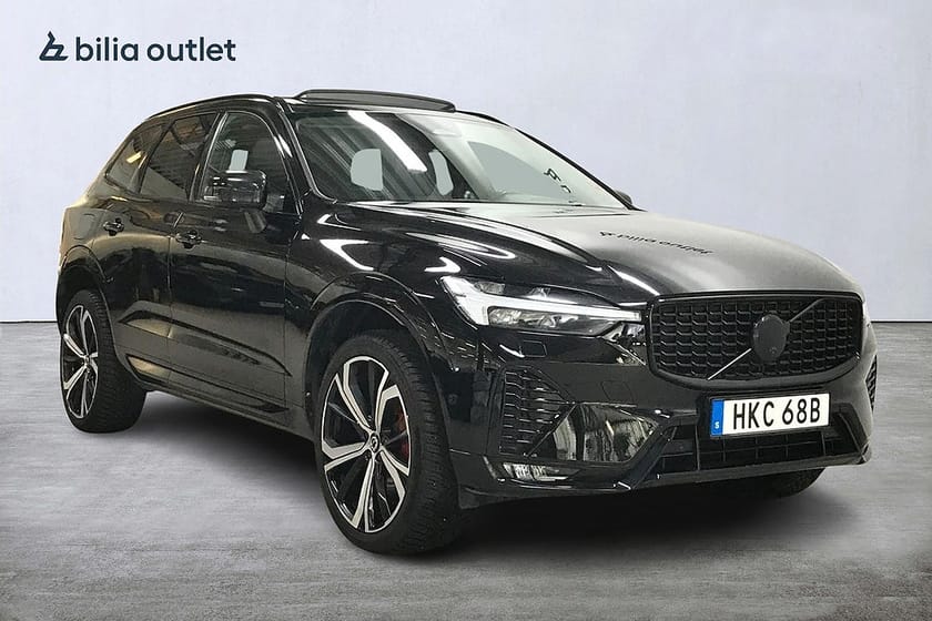 Bild 4 av Volvo XC60 B4 AWD Diesel Ultima Dark 197hk Pano B&W HuD Drag 360°
