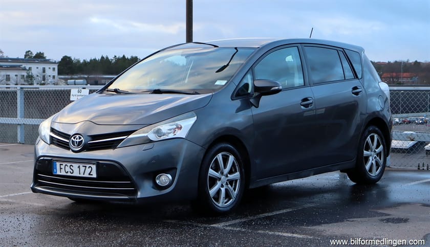 Bild 1 av Toyota Verso 2.2 D-4D 150hk Skinn Navi Drag Panorama