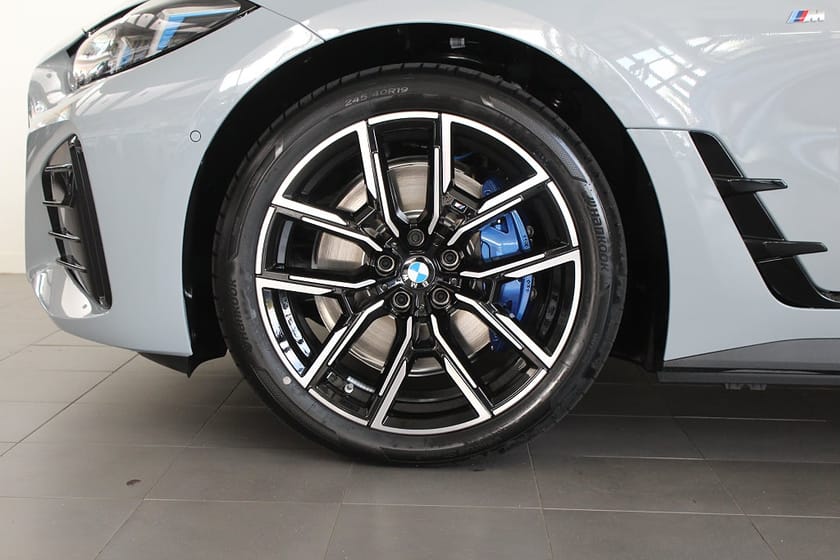 Bild 4 av BMW i4 M60 xDrive Gran Coupé 4,95 ränta Comfort Access Rattvärme
