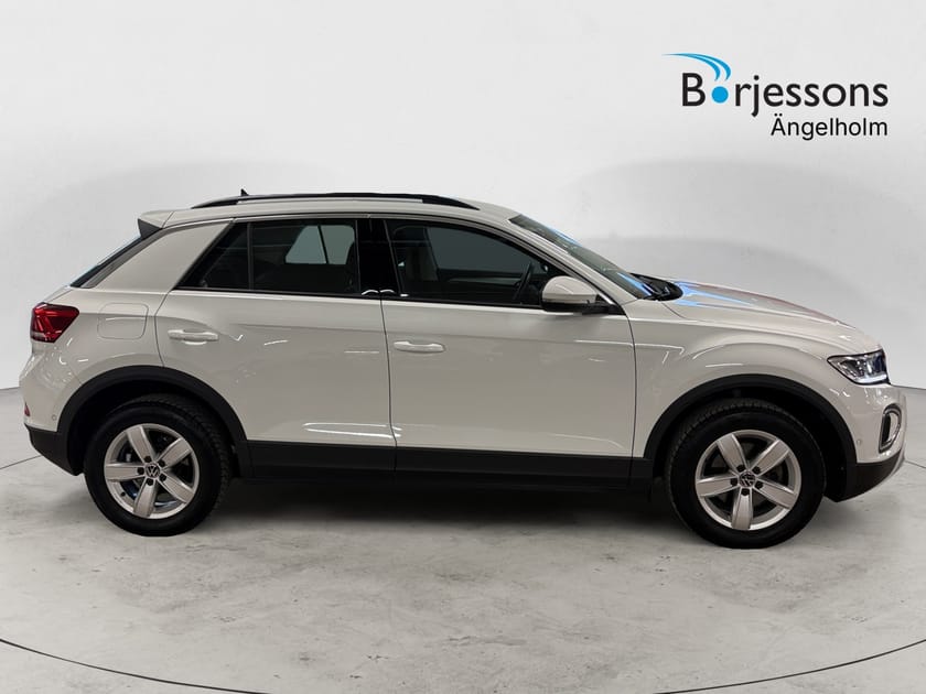 Bild 2 av Volkswagen T-Roc 1,0 TSI 110 HK