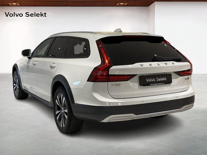 Bild 2 av Volvo V90 Cross Country B4 AWD Diesel Adv Edt