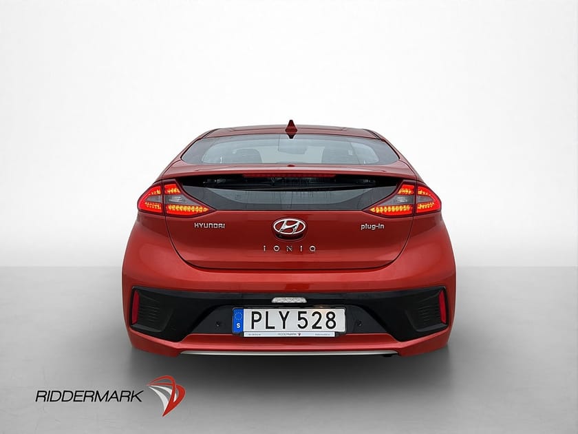 Bild 5 av Hyundai Ioniq Plug-in 1.6 + 8.9 kWh Premium Plus Kamera Navi