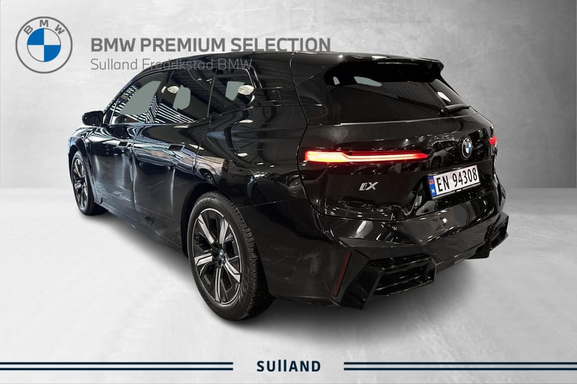Bilde 3 av BMW iX xDrive60 xDrive60,Fully Charged,M-Sportpakke,Tilh.f,H/K,Panorama