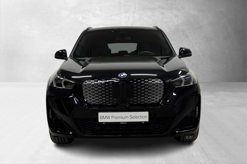 Bilde 2 av BMW iX1 xDrive30 xDrive30, Fully Charged, M-Sport, H/K, Pano,Head-Up