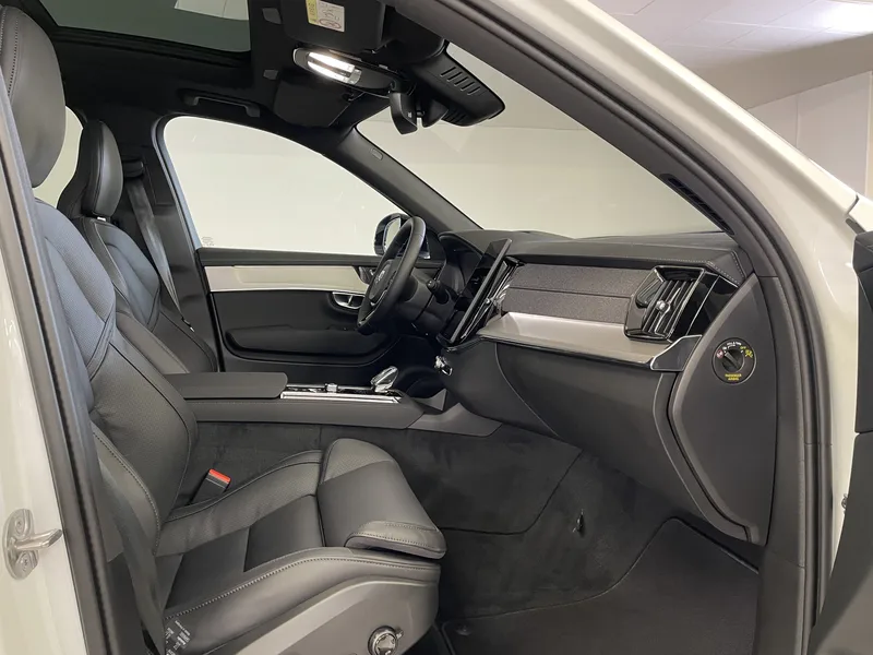 Bild 13 av 15 – Volvo XC90 T8 Ultra Black Edition