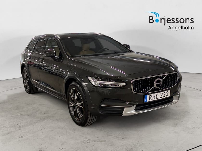 Bild 1 av Volvo V90 Cross Country D4 190 HK AWD MOMENTUM AUT