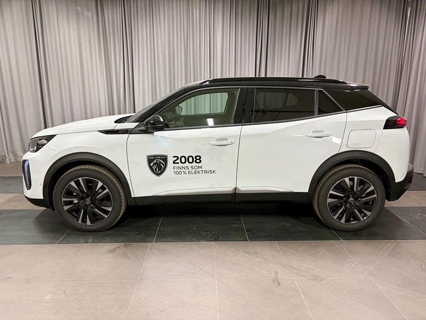Bild 2 av Peugeot 2008 Hybrid 145 GT AUT Dragkrok Vinterhjul Demobil