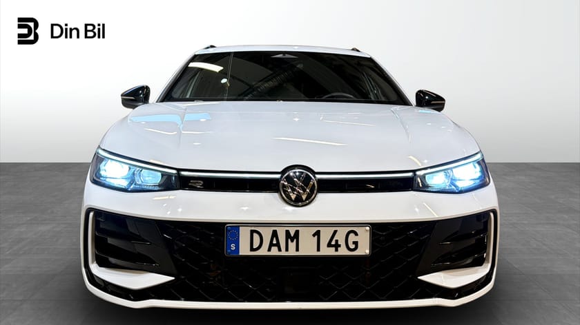 Bild 4 av Volkswagen Passat Sportscombi R-Line Black TDI193 DSG 4M Drag