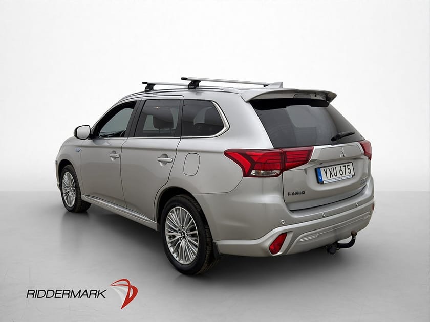 Bild 5 av Mitsubishi Outlander PHEV 224hk Business X Drag Skinn 360°