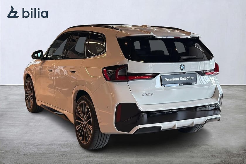 Bild 5 av BMW iX1 xDrive30 M Sport PRO | Pano | 20'' | H&K | Drag