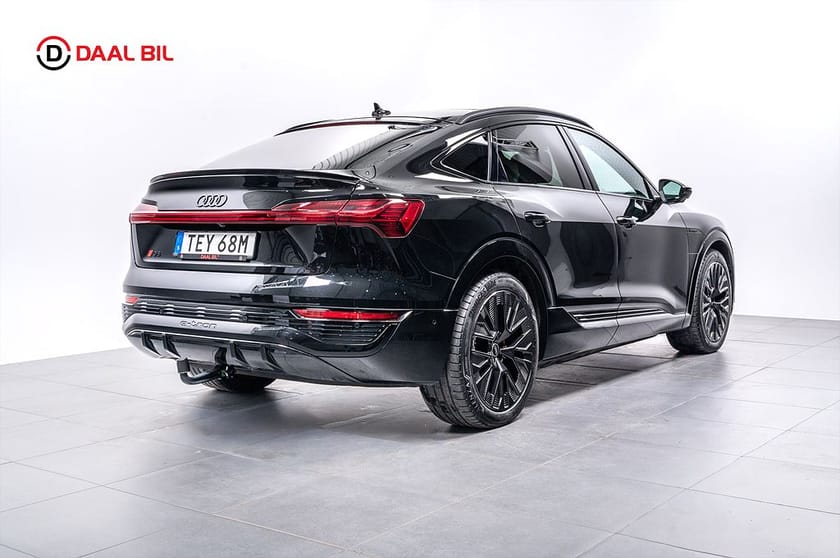 Bild 5 av Audi Q8 Sportback 55 e-tron quattro 408HK S-LINE B&O 3D-KAM