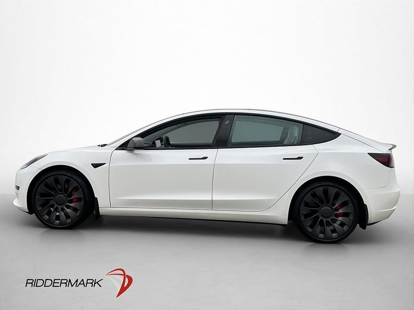 Bild 5 av Tesla Model 3 Performance Svensksåld Ljus-Interiör
