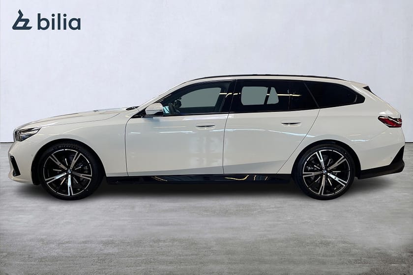 Bild 3 av BMW 520d xDrive Touring M Sport Värmare H/K Adaptiv farth. Drag