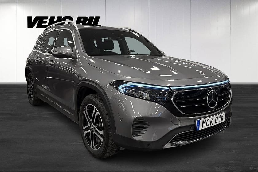 Bild 2 av Mercedes-Benz EQB 300 4MATIC Progressive Distronic Panelbelysning